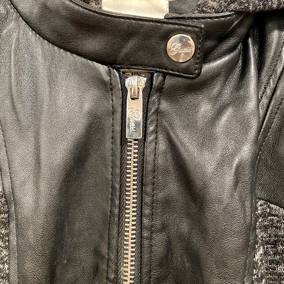 Black Guess faux-leather and grey woven fabric jacket - Picture 4 of 6